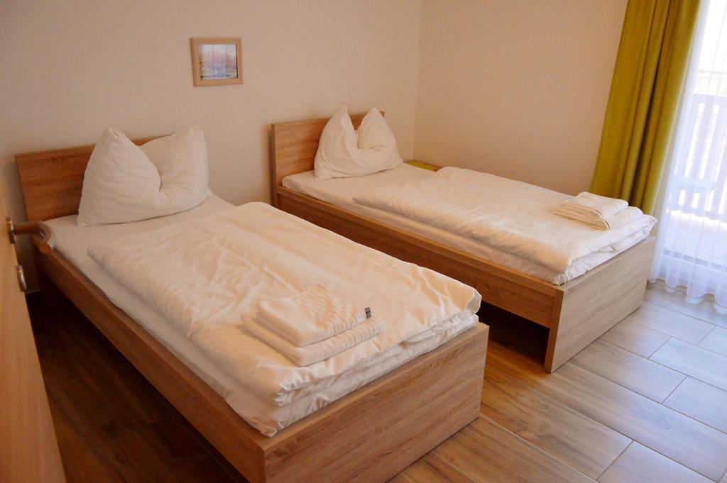 Ferienwohnung Turisticna Kmetija Cebelji Gradic Rogašovci Exterior foto