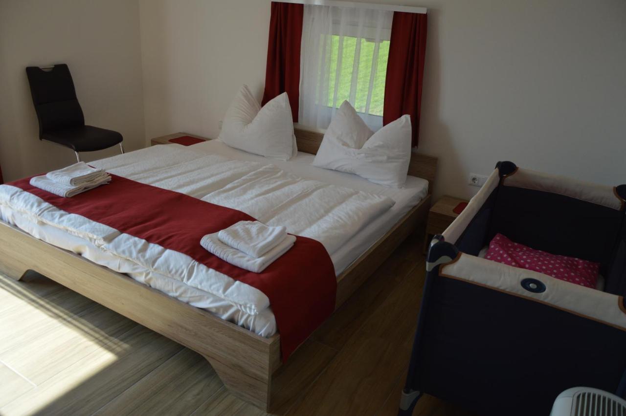 Ferienwohnung Turisticna Kmetija Cebelji Gradic Rogašovci Exterior foto